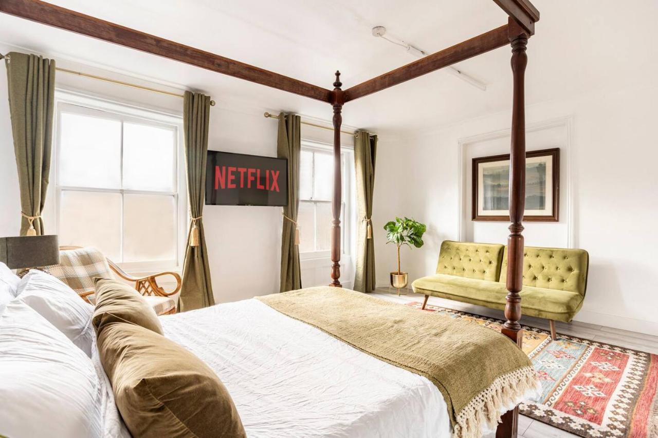Victorian Style Apartment W/ Four-Poster Bed In Camden Town London Exterior photo